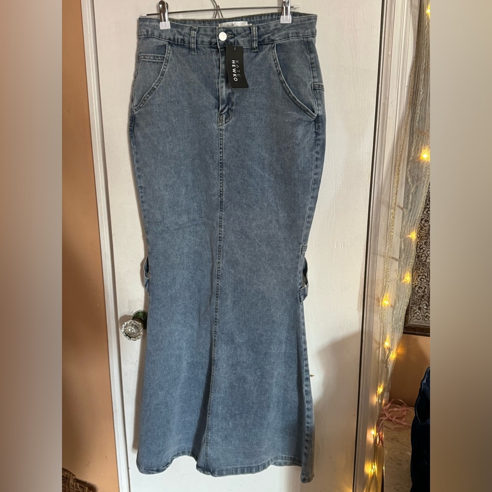 Kate Hewko long denim trumpet style skirt size M